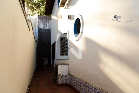 Casa à venda com 141m², 3 quartos e 2 vagasCorredor