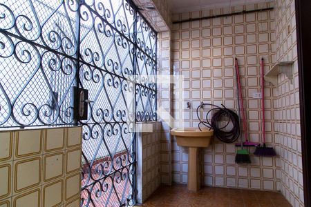 Casa à venda com 141m², 3 quartos e 2 vagasÁrea de Serviço