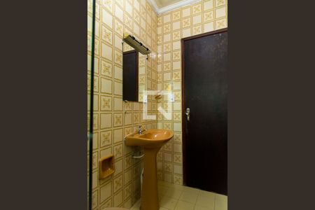 Casa à venda com 141m², 3 quartos e 2 vagasBanheiro da Suíte