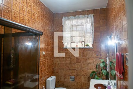 Casa à venda com 155m², 4 quartos e 2 vagasBanheiro