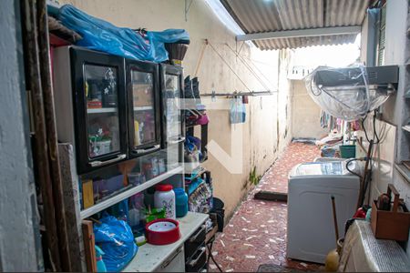 Casa à venda com 155m², 4 quartos e 2 vagasArea de serviço