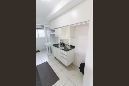 Cozinha de apartamento para alugar com 2 quartos, 59m² em Jaguaré, São Paulo
