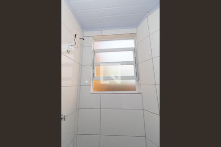 Banheiro de apartamento à venda com 1 quarto, 42m² em São João, Porto Alegre