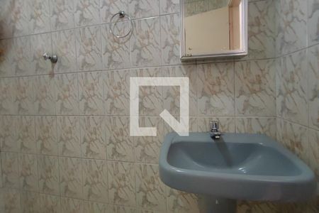 Casa à venda com 100m², 3 quartos e 2 vagasBanheiro Social