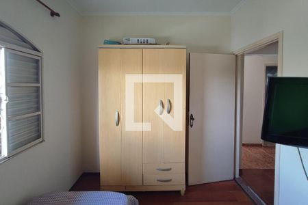 Casa à venda com 100m², 3 quartos e 2 vagasQuarto 2