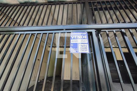 Casa à venda com 100m², 3 quartos e 2 vagasPLACA INSTALADA NA FACHADA