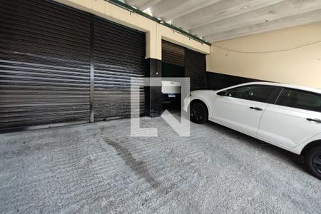 Casa à venda com 100m², 3 quartos e 2 vagasQuintal - Garagem