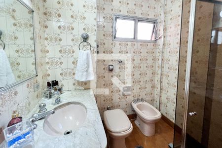 Apartamento à venda com 187m², 3 quartos e 2 vagasBanheiro