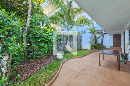 Apartamento para alugar com 189m², 3 quartos e sem vaga Apartamento para alugar com 189m², 3 quartos e sem vagaJardim