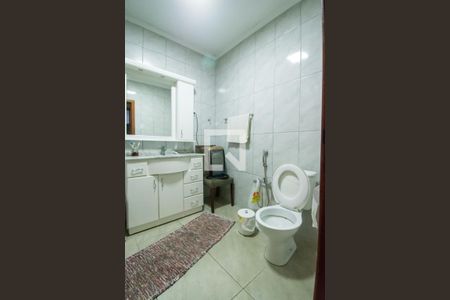 Apartamento para alugar com 110m², 3 quartos e sem vagaBanheiro