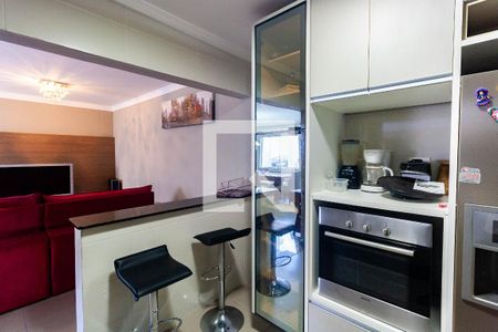 Casa à venda com 228m², 4 quartos e 5 vagas Casa à venda com 228m², 4 quartos e 5 vagasCozinha