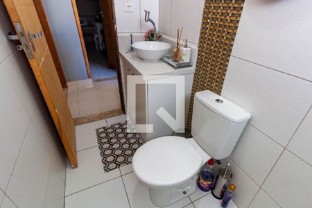 Casa à venda com 228m², 4 quartos e 5 vagas Casa à venda com 228m², 4 quartos e 5 vagasCasa 2 - Banheiro