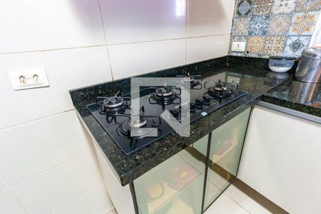 Casa à venda com 228m², 4 quartos e 5 vagas Casa à venda com 228m², 4 quartos e 5 vagasCozinha