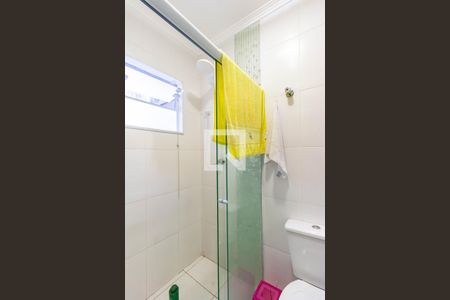 Casa à venda com 228m², 4 quartos e 5 vagas Casa à venda com 228m², 4 quartos e 5 vagasBanheiro da Suíte