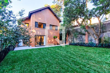 Casa à venda com 400m², 3 quartos e 5 vagasQuintal / Jardim