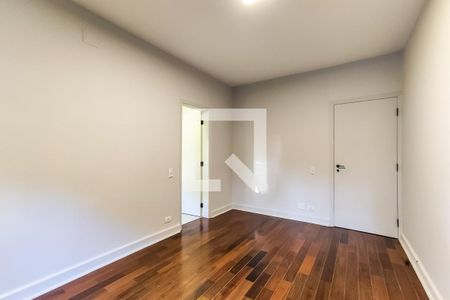 Casa à venda com 400m², 3 quartos e 5 vagasSuíte 3