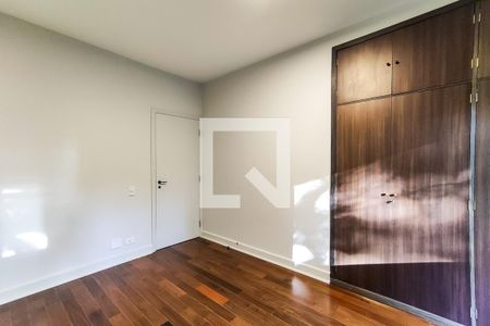 Casa à venda com 400m², 3 quartos e 5 vagasSuíte 3