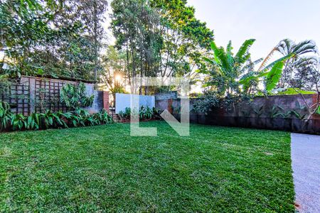 Casa à venda com 400m², 3 quartos e 5 vagasQuintal / Jardim