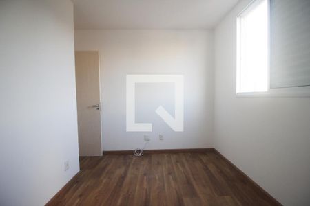 Apartamento para alugar com 67m², 2 quartos e 2 vagasQuarto