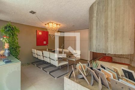 Sala de casa à venda com 4 quartos, 290m² em Planalto Paulista, São Paulo