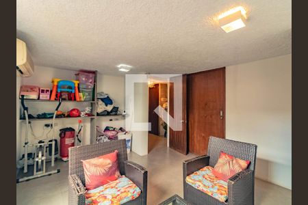 Sala de casa à venda com 4 quartos, 290m² em Planalto Paulista, São Paulo