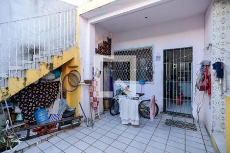 Casa de condomínio para alugar com 100m², 2 quartos e 1 vagaÁrea de Serviço