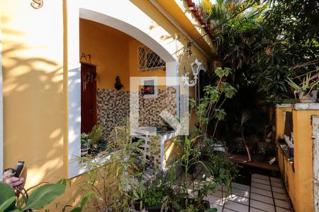 Casa de condomínio para alugar com 100m², 2 quartos e 1 vagaQuintal