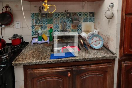 Casa de condomínio para alugar com 100m², 2 quartos e 1 vagaCozinha