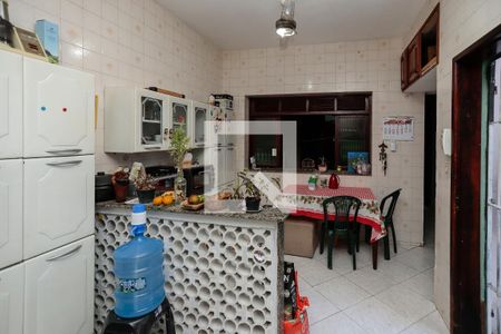 Casa de condomínio para alugar com 100m², 2 quartos e 1 vagaCozinha