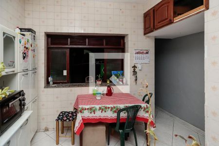 Casa de condomínio para alugar com 100m², 2 quartos e 1 vagaCozinha
