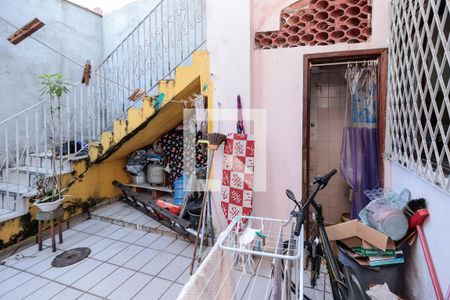 Casa de condomínio para alugar com 100m², 2 quartos e 1 vagaÁrea de Serviço