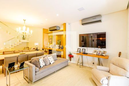 Casa à venda com 310m², 5 quartos e 2 vagasSala de TV