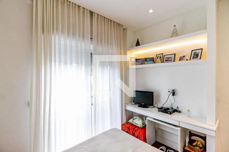 Casa à venda com 310m², 5 quartos e 2 vagasSuíte 1