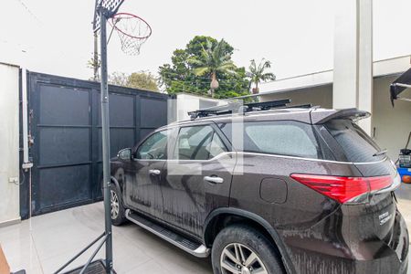 Casa à venda com 310m², 5 quartos e 2 vagasGaragem