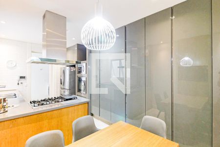 Casa à venda com 310m², 5 quartos e 2 vagasCozinha