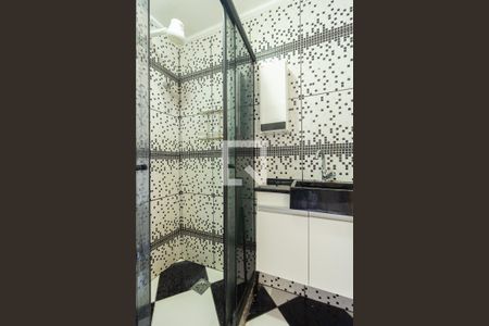 Apartamento à venda com 50m², 2 quartos e 1 vaga Apartamento à venda com 50m², 2 quartos e 1 vagaDetalhe do Banheiro