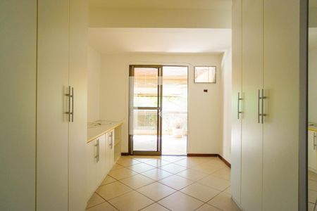 Suíte de apartamento para alugar com 3 quartos, 113m² em Recreio dos Bandeirantes, Rio de Janeiro