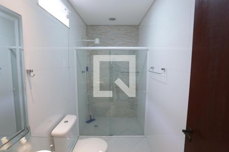 Casa à venda com 200m², 3 quartos e 2 vagasBanheiro