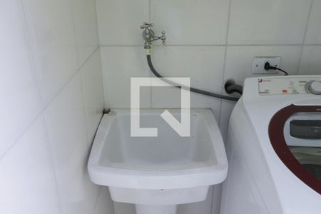 Casa à venda com 200m², 3 quartos e 2 vagasÁrea de Serviço