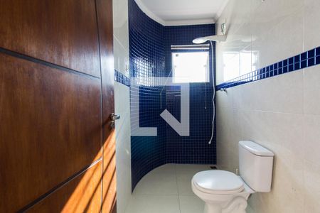 Casa para alugar com 300m², 3 quartos e 4 vagas Casa para alugar com 300m², 3 quartos e 4 vagasBanheiro suíte 1