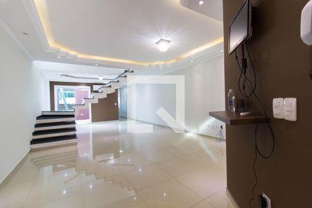 Sala de casa para alugar com 3 quartos, 300m² em Vila Haro, Sorocaba