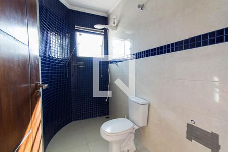 Casa para alugar com 300m², 3 quartos e 4 vagas Casa para alugar com 300m², 3 quartos e 4 vagasBanheiro suíte 1