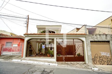 Casa à venda com 180m², 3 quartos e 1 vagaFachada