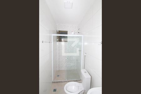 Apartamento para alugar com 55m², 2 quartos e sem vagaBanheiro