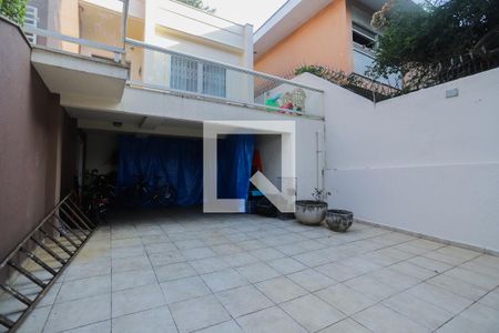 Casa à venda com 220m², 3 quartos e 6 vagasGaragem