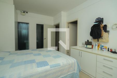 Casa à venda com 220m², 3 quartos e 6 vagasQuarto 2 -Suite