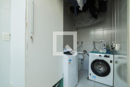 Casa à venda com 220m², 3 quartos e 6 vagasÁrea de Serviço