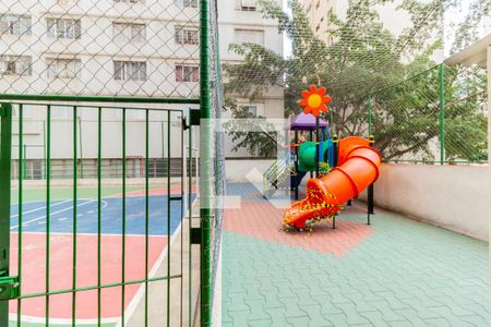 Apartamento à venda com 55m², 2 quartos e sem vaga Apartamento à venda com 55m², 2 quartos e sem vagaPlayground