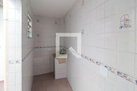 Casa à venda com 50m², 2 quartos e sem vagaQuintal e área de serviço