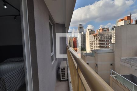 Varanda de apartamento à venda com 1 quarto, 25m² em Pinheiros, São Paulo